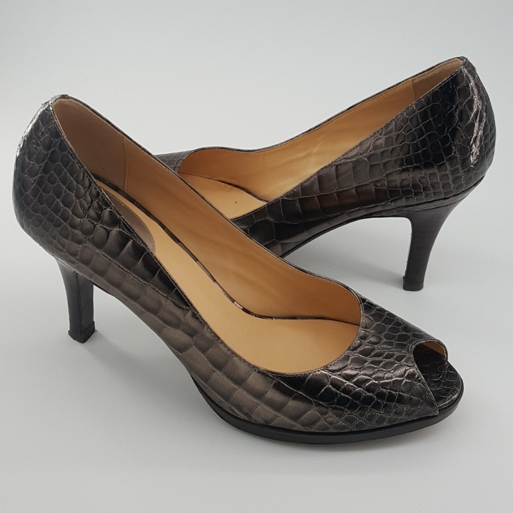 Cole Haan Nike Metallic Heels - Picture 1 of 7